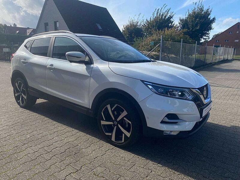 Nissan Qashqai Tekna 4x4, AT, 8-fach, abn AHK, Teilleder