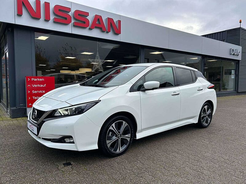 Nissan Leaf N-Connecta, Winter-Paket, Allwetterreifen