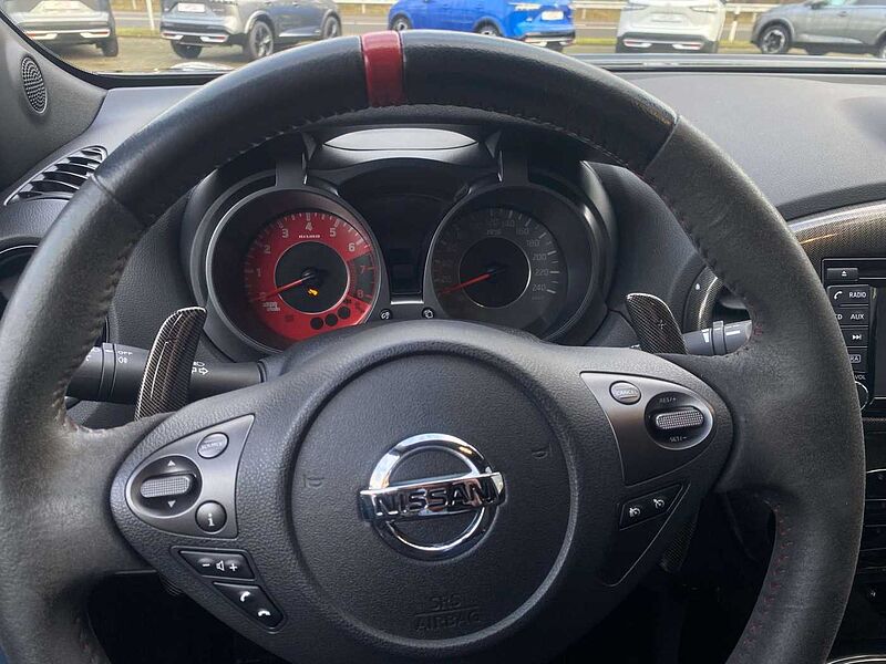 Nissan Juke Nismo RS 4x4, Navi, 8-fach bereift