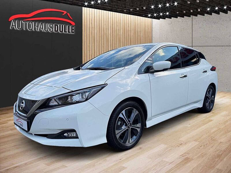 Nissan Leaf N-Connecta, LED, Winterpaket