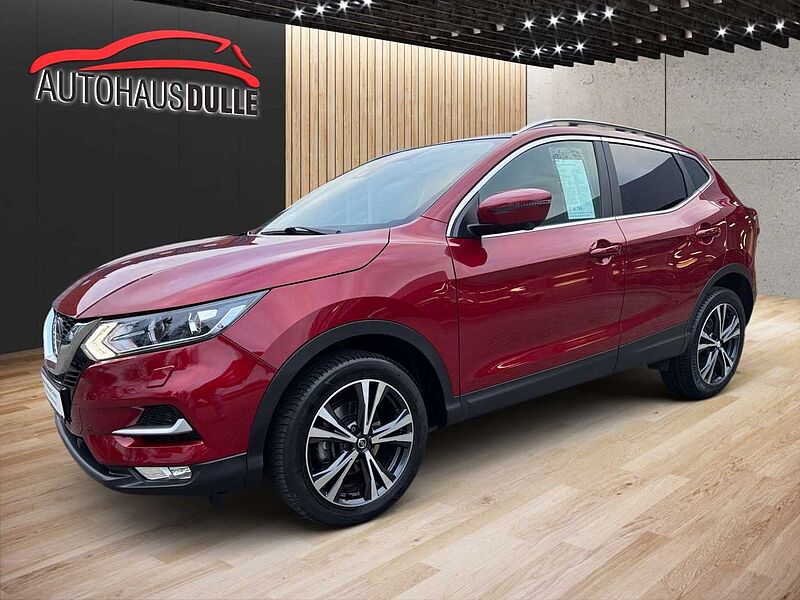 Nissan Qashqai N-Connecta 8 fach bereift